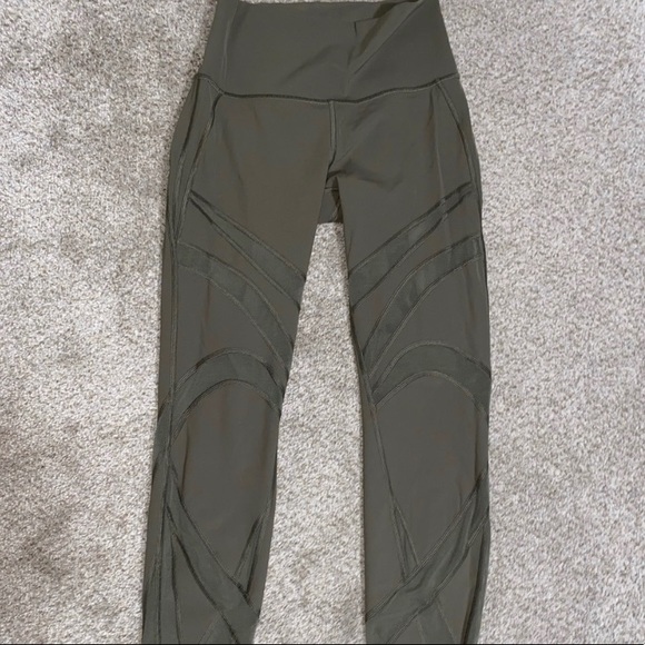 Lululemon wunder under - Picture 1 of 2